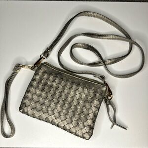 silver/gold woven crossbody purse